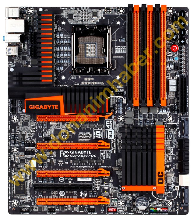 gigabyte58a-oc_dh_fx57.jpg