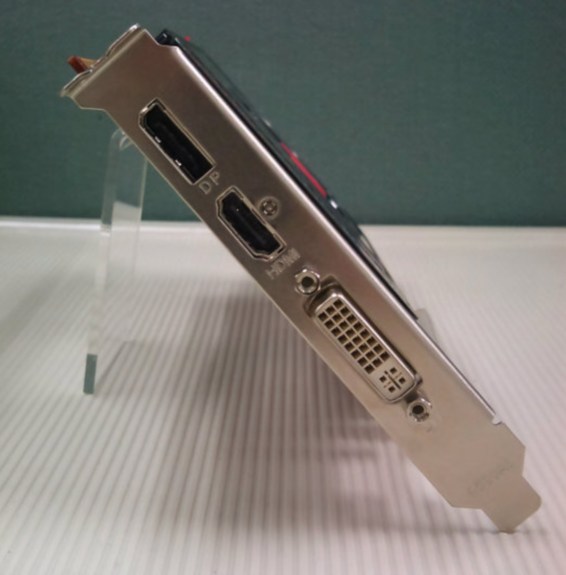 powercolor_single_slot_hd5770_2_dh_fx57.jpg