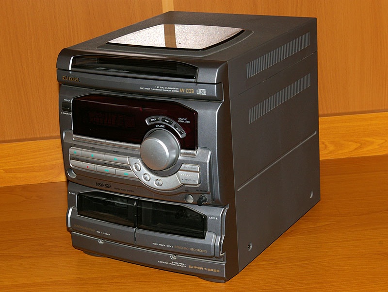 Satılık Aiwa Müzik Seti satıldı » Sayfa 1 1