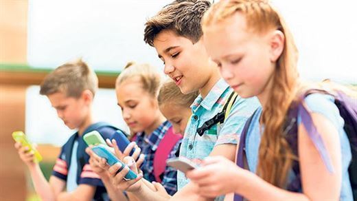   Radiation in mobile phones can affect the performance of adolescent memory 