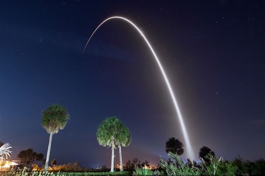   SpaceX experienced with landing after a long swimmer: Here are the pictures 