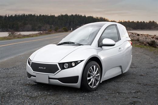   Single electric vehicle Solo pushed to the US market 