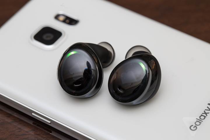 samsung airpods samsung galaxy s8 ile apple airpods benzeri kulaklık gelecek samsung airpods samsung galaxy s8 ile apple airpods benzeri kulaklık gelecek