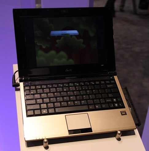 Asus optik sürücülü Eee PC modelini kullanıma sunuyor