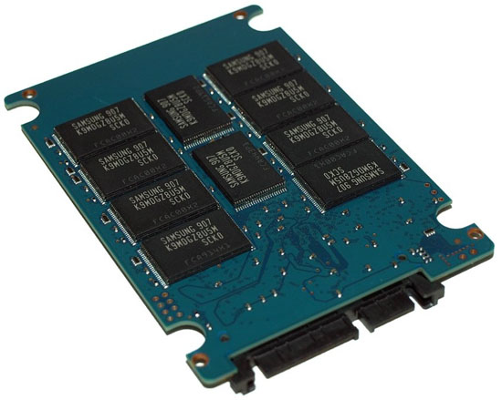 Corsair 256GB kapasiteli SSD hazırlıyor