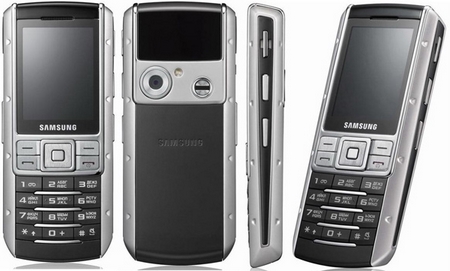 Samsung S9402 Ego; Lüks tutkunlarına hitap eden telefon