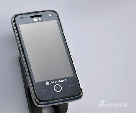 LG'nin Android OS destekli telefonu GW880 ile ilgili bazı spekülasyonlar yayınlandı