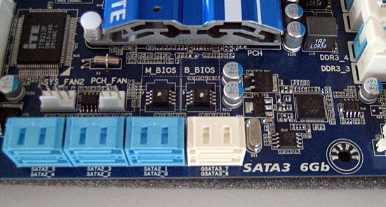 Gigabyte'dan SATA-III ve USB 3.0 destekli anakart: P55A-UD4