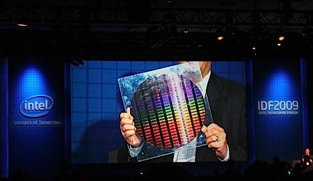 IDF 2009: Intel dünyanın ilk 22nm çalışan yongasını gösterdi