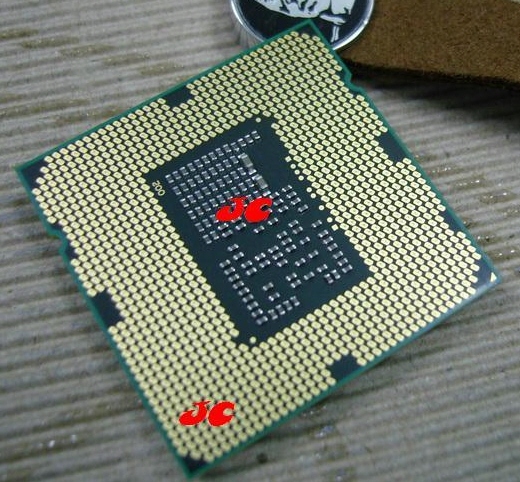 Intel'in 32nm Clarkdale işlemcisi görüntülendi