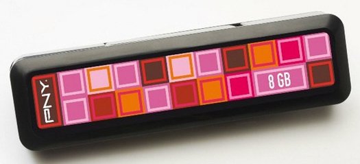 PNY tasarımıyla öne çıkan 8GB'lık USB bellek hazırladı