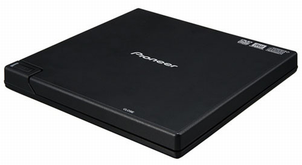 Pioneer ince tasarımlı yeni harici DVD yazıcısını kullanıma sunuyor