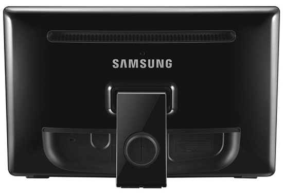 Samsung'dan taşınabilir bilgisayar kullanıcıları için iki yeni LCD monitör