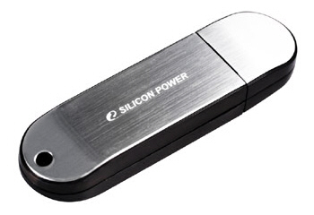 Silicon Power yüksek kapasiteli yeni USB belleğini kullanıma sunuyor