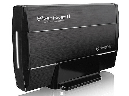 Thermaltake'den sabit diskler ve SSD sürücüler için SilverRiver serisi harici disk kutuları