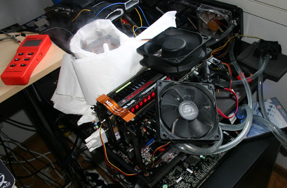 AMD'nin Phenom II X4 işlemcisi 6665MHz'i gördü, 3DMark 2006 rekoru kırıldı