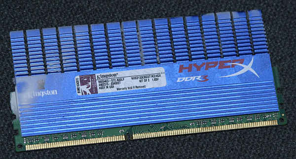 Sıvı Azot ile soğutulan DDR3 bellek kitiyle 2600MHz CAS8 değerlerine ulaşıldı