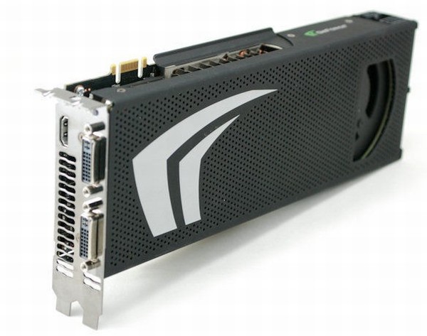 GeForce GTX 295, Quad SLI kurulumuyla dikkat çekiyor