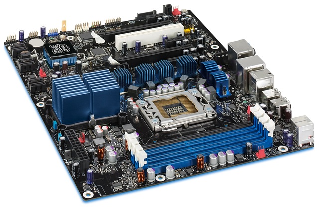 Intel'in X58 yonga setli anakartı Smackover, SLI desteği aldı