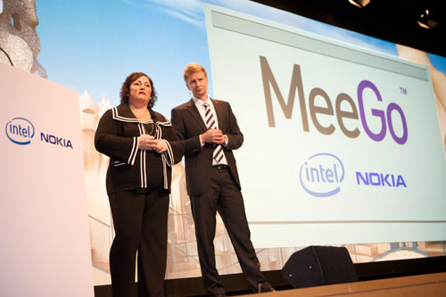 Nokia N900 ve Intel Atom tabanlı cihazlar için ilk MeeGo kodu hazır