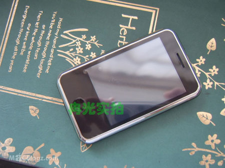 Apple görmesin; Çinliler iPhone Mini'ye de el attı