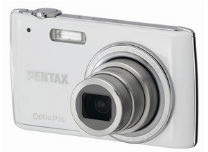 Pentax'dan iki yeni kompakt kamera: P70 ve E70