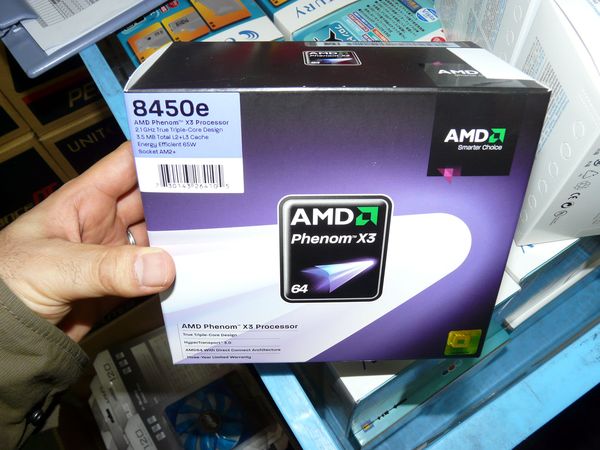 AMD'nin 65 watt'lık Phenom X3 8450e işlemcisi satışa sunuldu