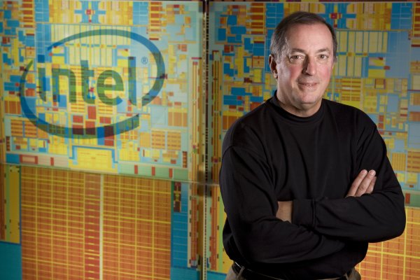 Intel 3. çeyrek geliriyle tarihi rekora imza attı