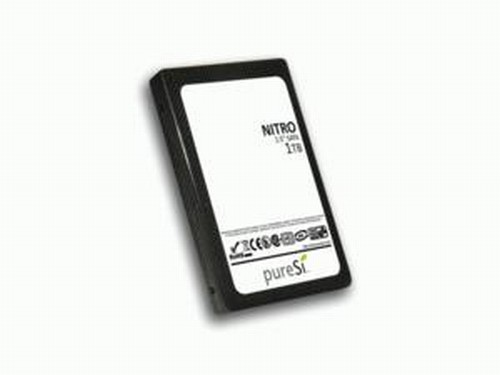 SSD'ler gelişiyor: 1TB kapasiteli ilk 2.5' SSD tanıtıldı