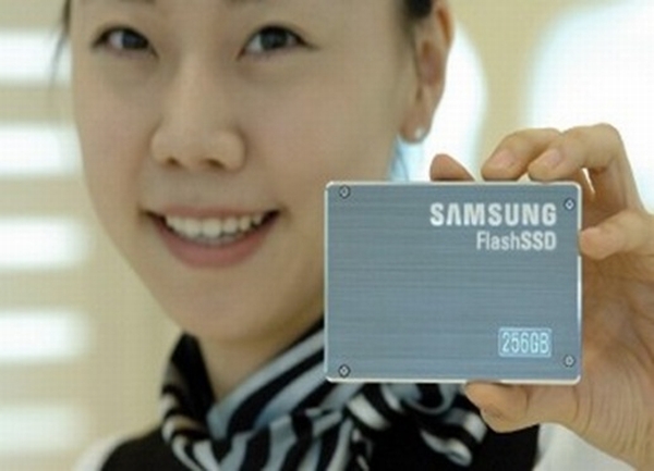 Samsung: SSD maliyetleri önümüzdeki birkaç yılda HDD seviyesine gelecek