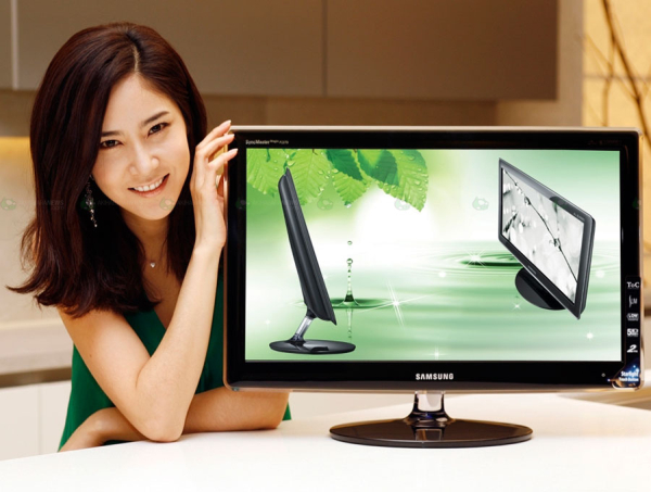 Samsung'dan çevre dostu yeni LCD monitör ailesi; SyncMaster 70