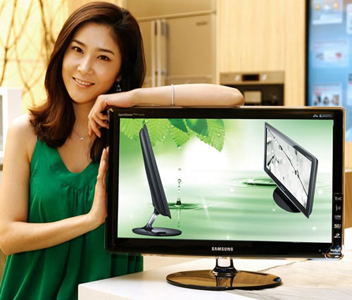 Samsung'dan çevre dostu yeni LCD monitör ailesi; SyncMaster 70