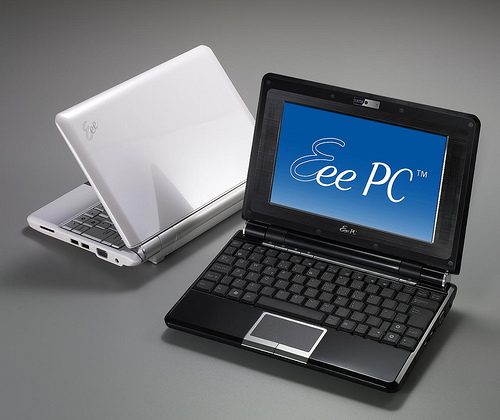 Asus Eee PC 904 HD modelinde Celeron M işlemciye dönüyor?