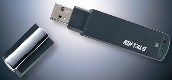Buffalo'dan 32GB'lık USB bellek