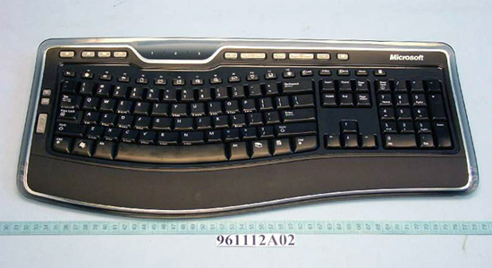 Microsoft Wireless Laser Keyboard 7000 ortaya çıktı 