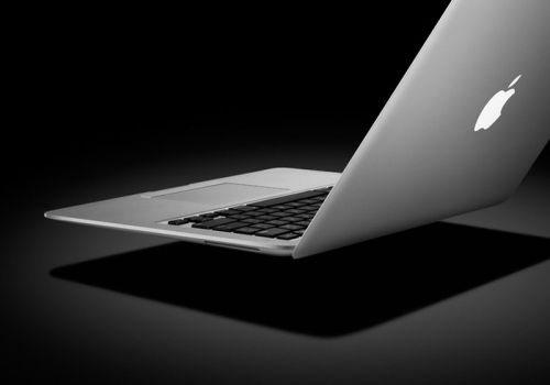 Apple'dan MacBook Air; Dünyanın en ince dizüstü bilgisayarı