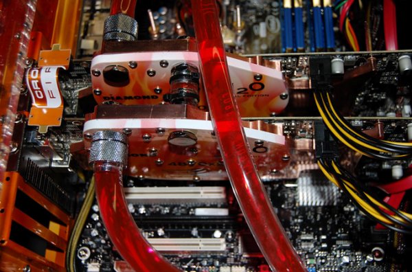 Diamond su soğutmalı Radeon HD 4800 H2O serisini kullanıma sunuyor