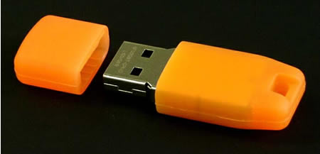 Cramworks'den entegre linux işletim sistemli yeni usb bellek