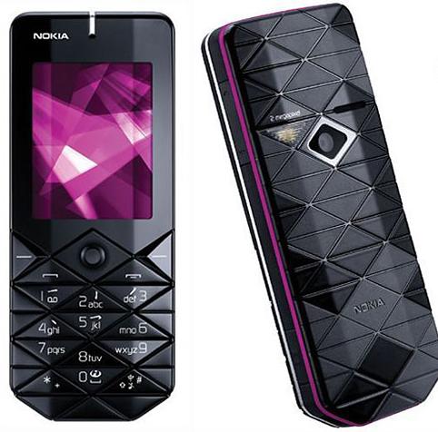 Nokia 7500 Prism; farklı görünüşe önem verenlere özel bir telefon