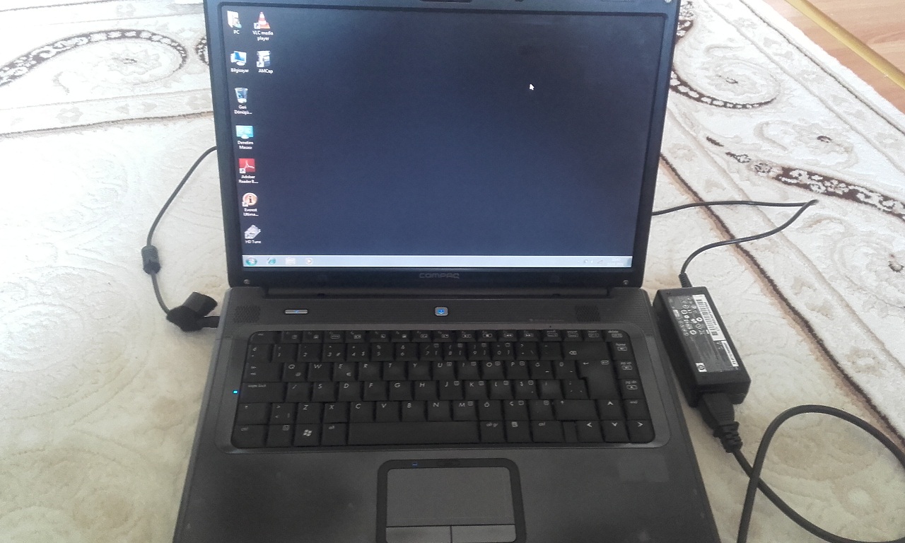 Hp presario c700 нет подсветки