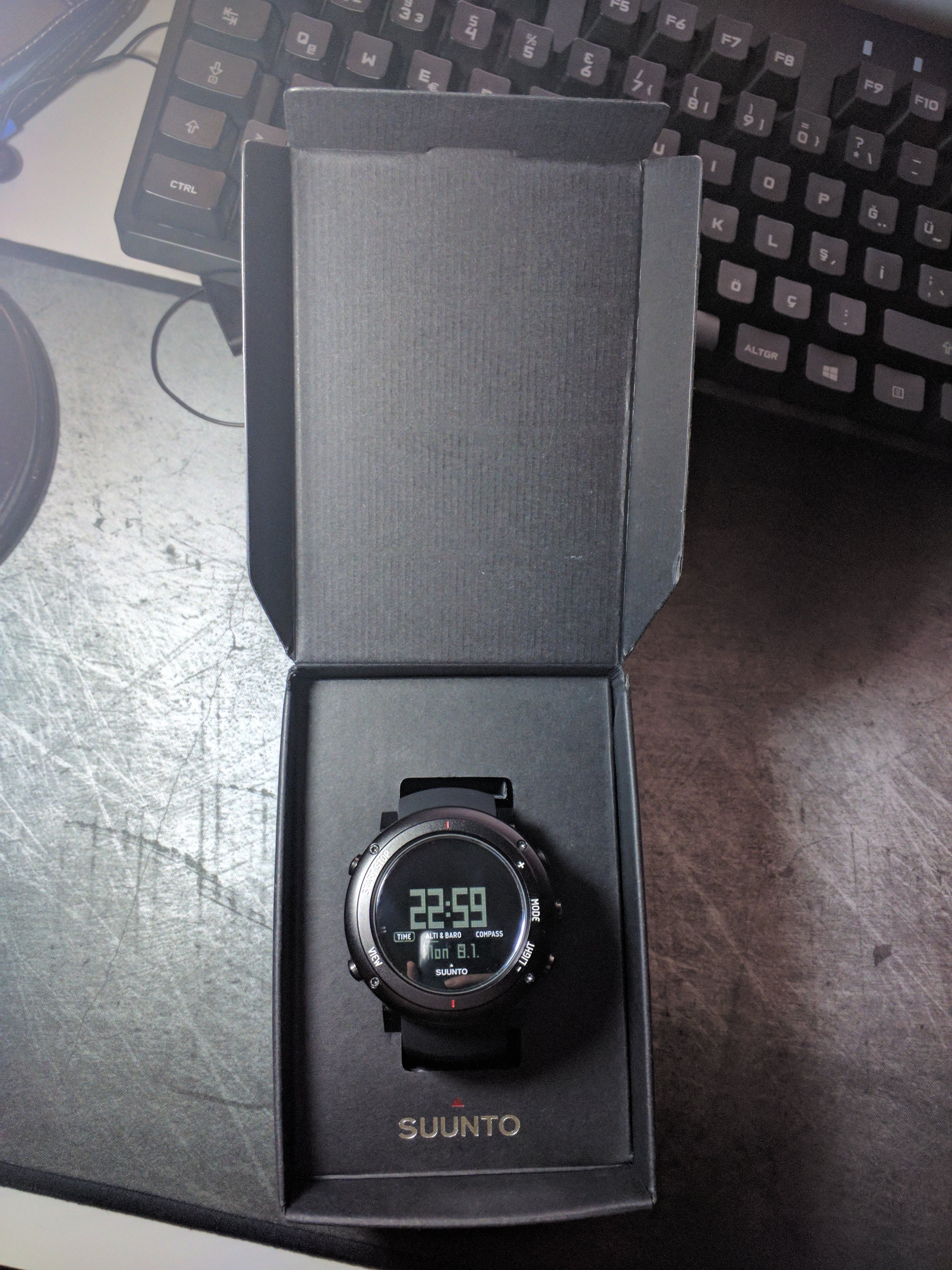 suunto alu black
