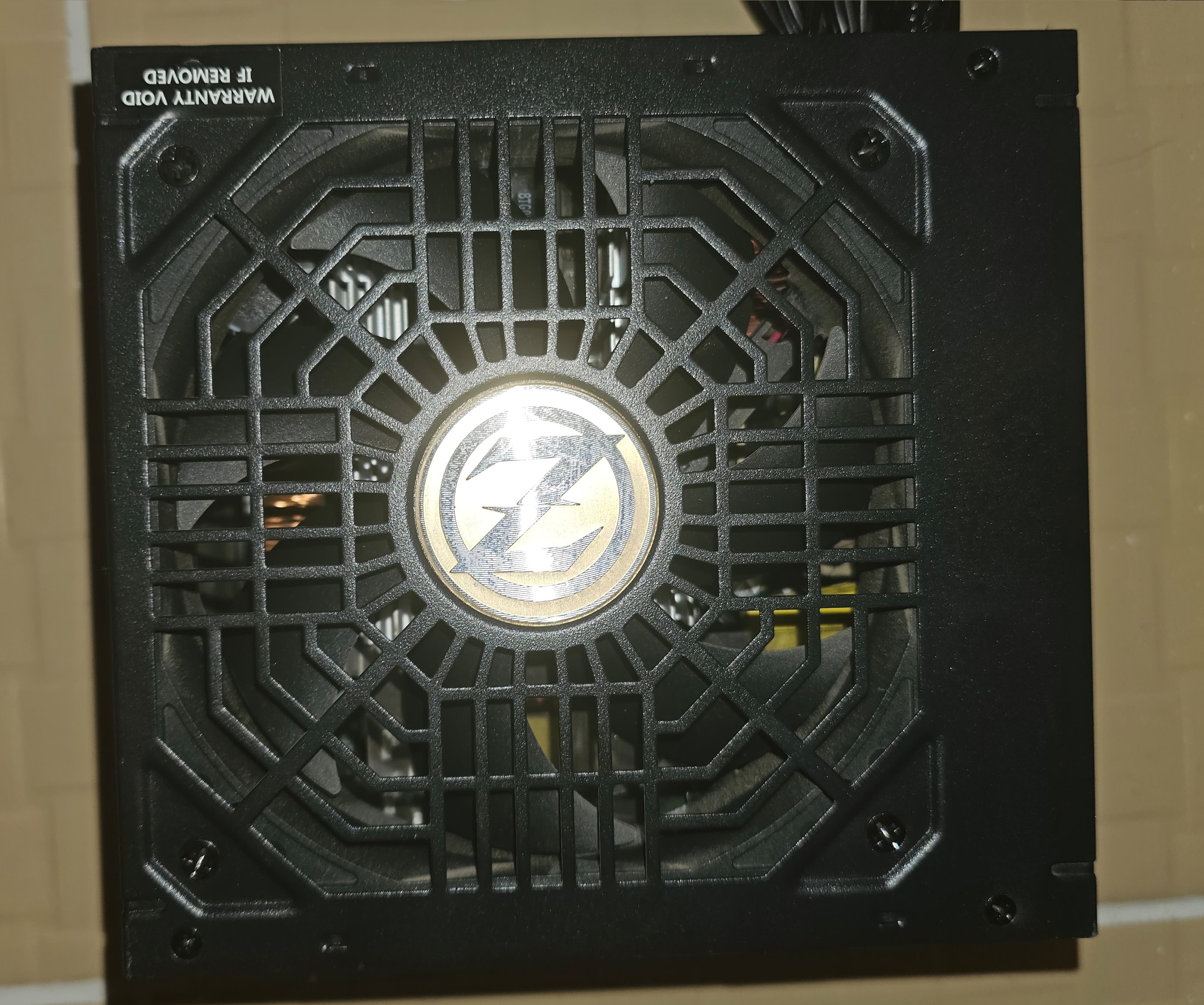 [SATILDI] ZALMAN GigaMax ZM750-GVII 750W 80+ PSU | DonanımHaber Forum