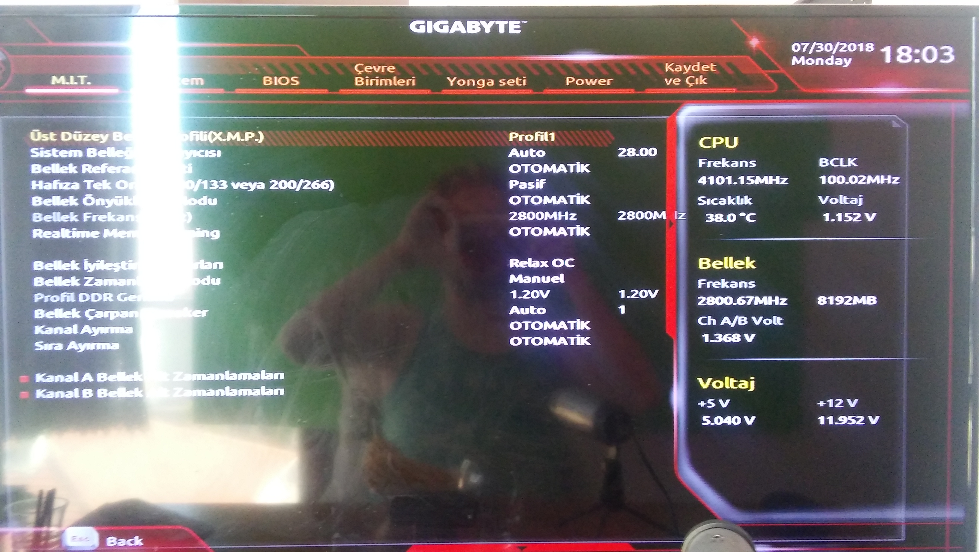 D p 3 3. Gigabyte z370p d3 биос. BIOS Gigabyte p370. Gigabyte z370 d3 включить виртуализацию. Gigabyte z590 d Прошивка BIOS 3200ghz.