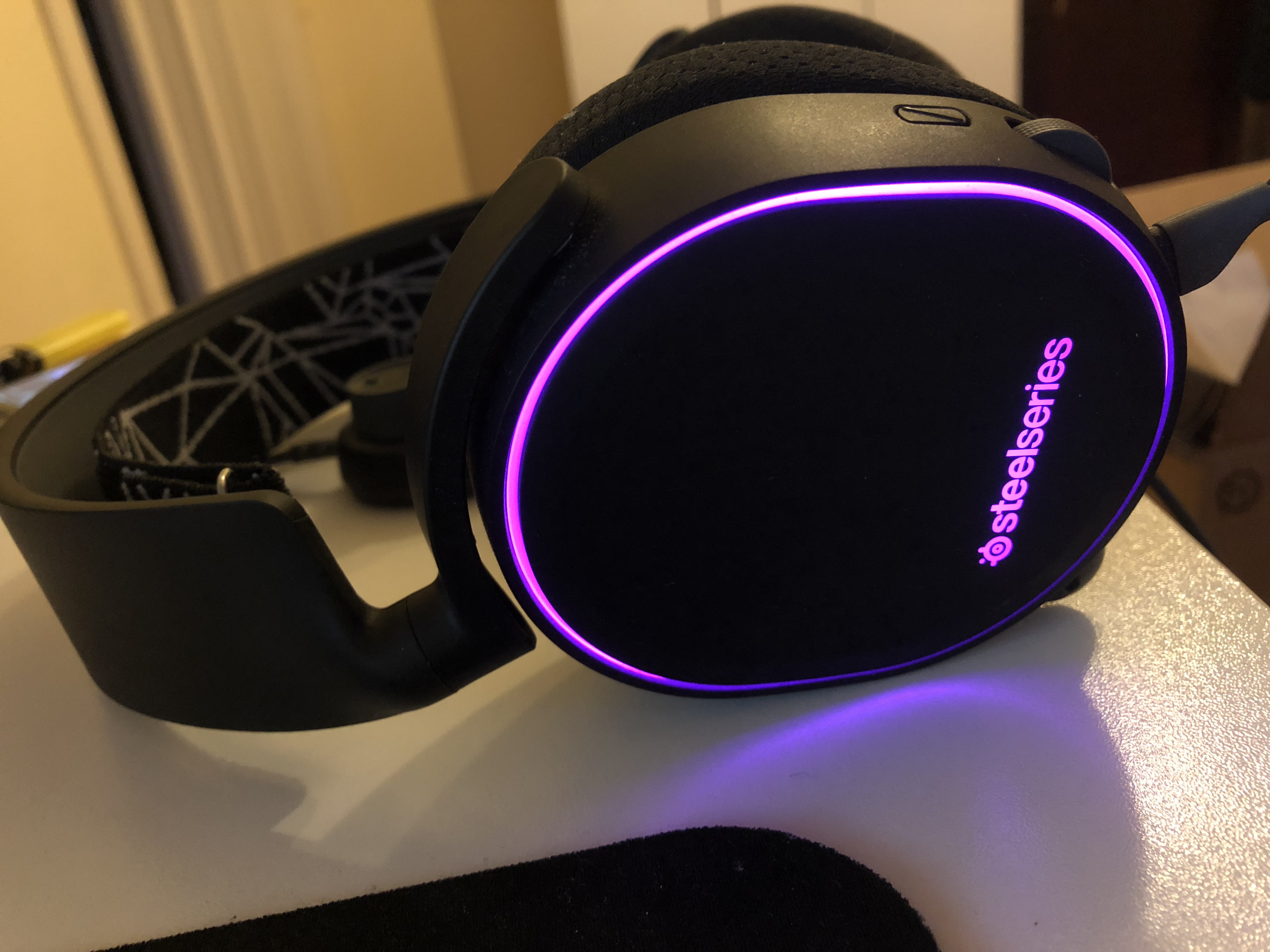 Steelseries Arctic 9 Купить