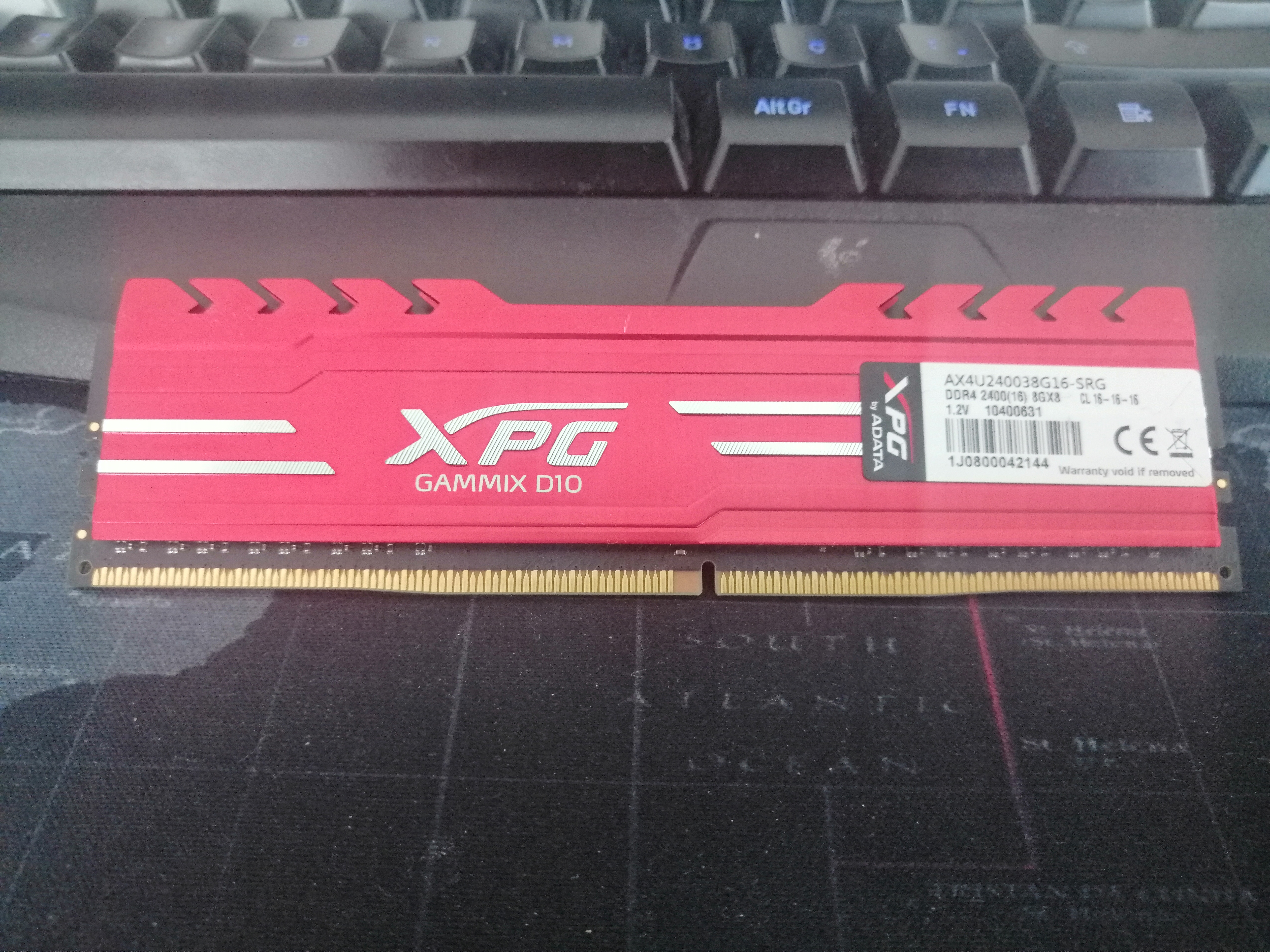 Xpg gammix d10 16 гб. XPG GAMMIX d10 упаковка. XPG GAMMIX d20 упаковка. Где серийный номер на a-data GAMMIX d45 [ax4u320016g16a-dcwhd45].