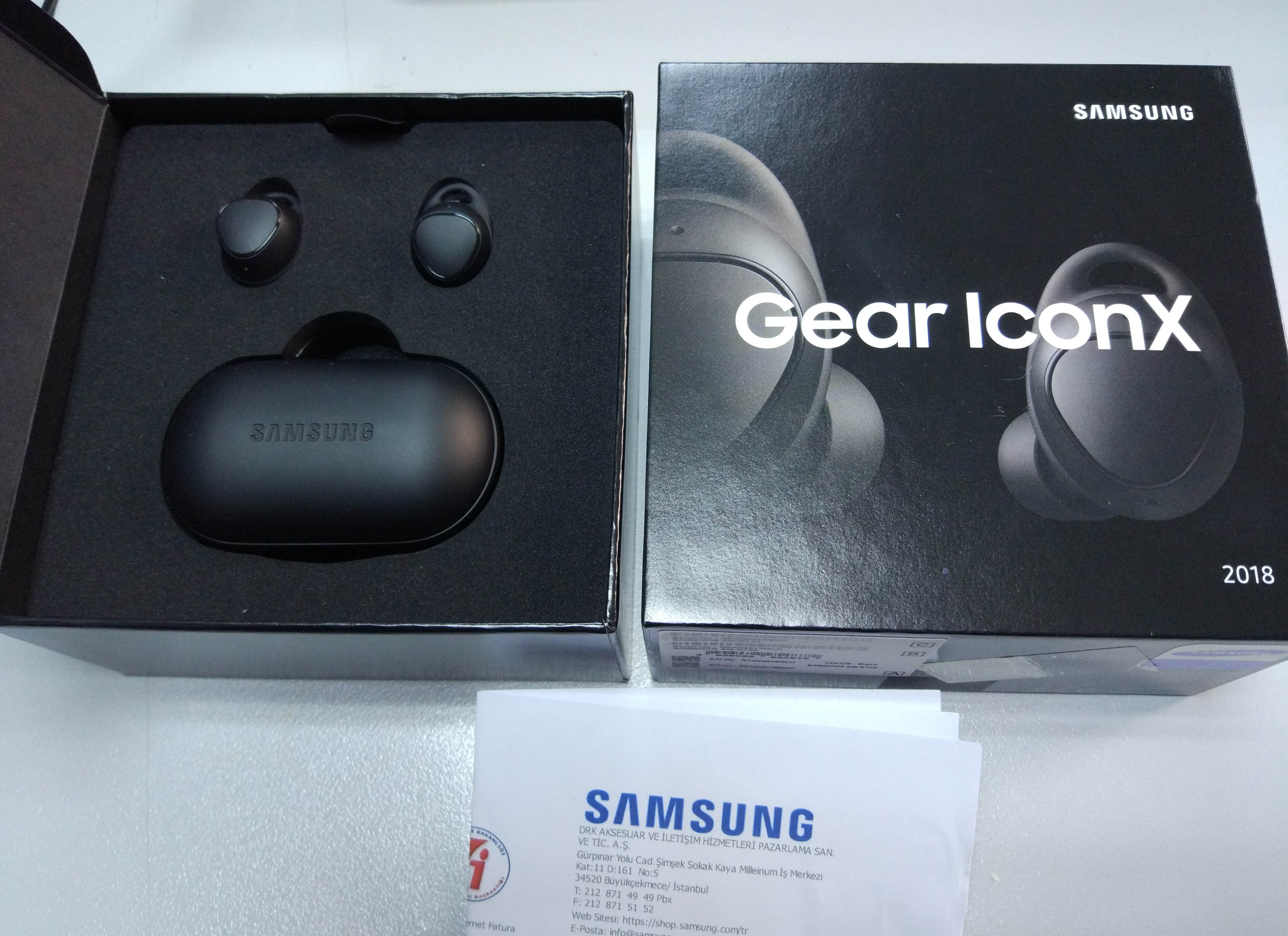 apple series 4 vs galaxy watch