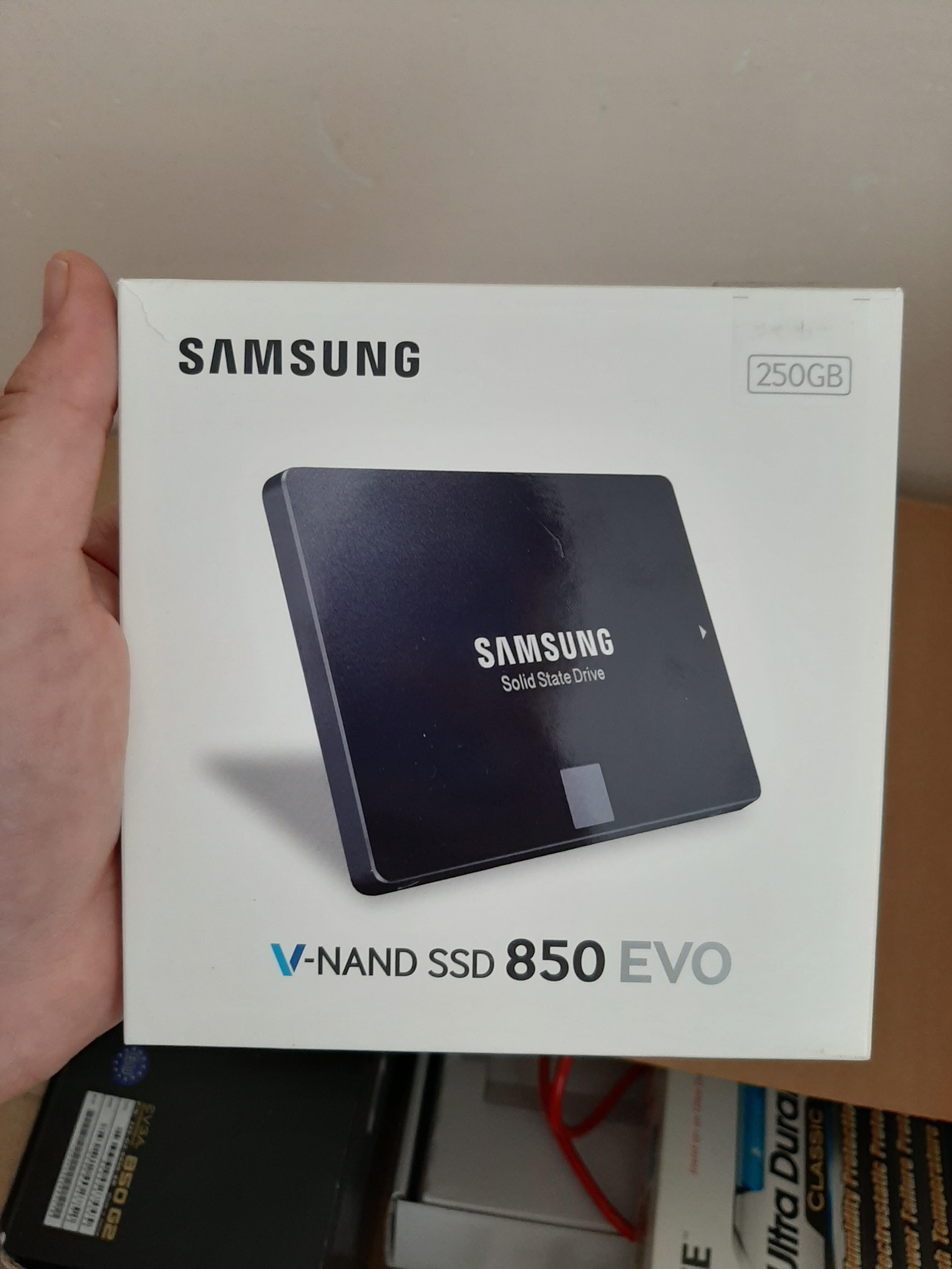 Samsung 250 GB 850 EVO MZ-75E250BW 2.5' SATA 3.0 SSD » Sayfa 1 - 1