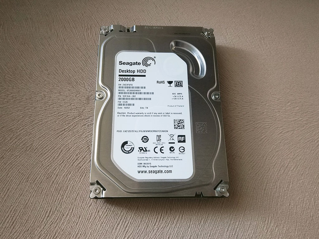 Диск seagate. Seagate Barracuda 2tb. Жесткий диск Seagate st2000dm001. Seagate desktop HDD 2000gb st2000dm001. Seagate Barracuda st2000dm001 2 ТБ.